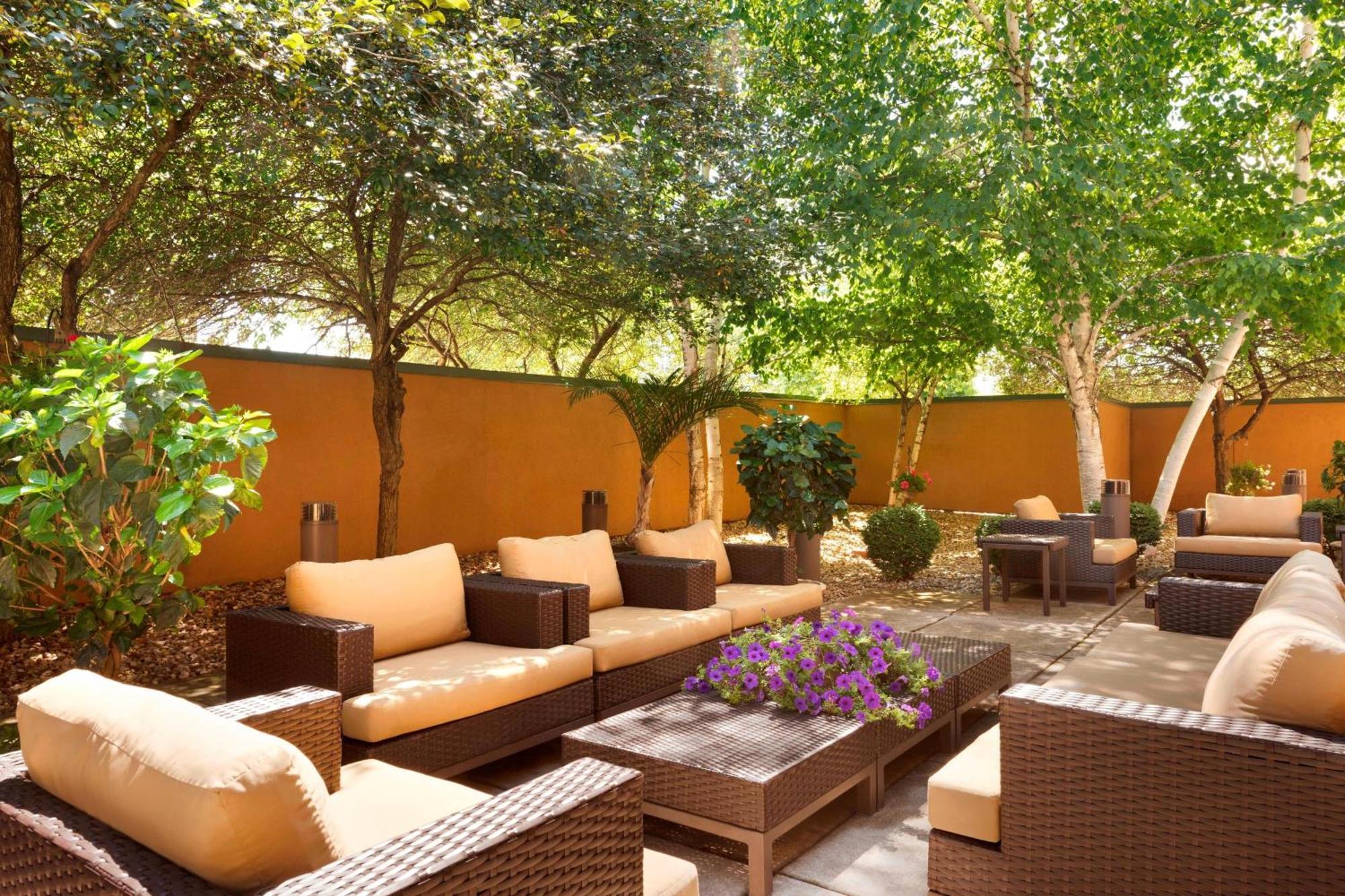 Courtyard By Marriott Bloomington Normal Hotel Ngoại thất bức ảnh