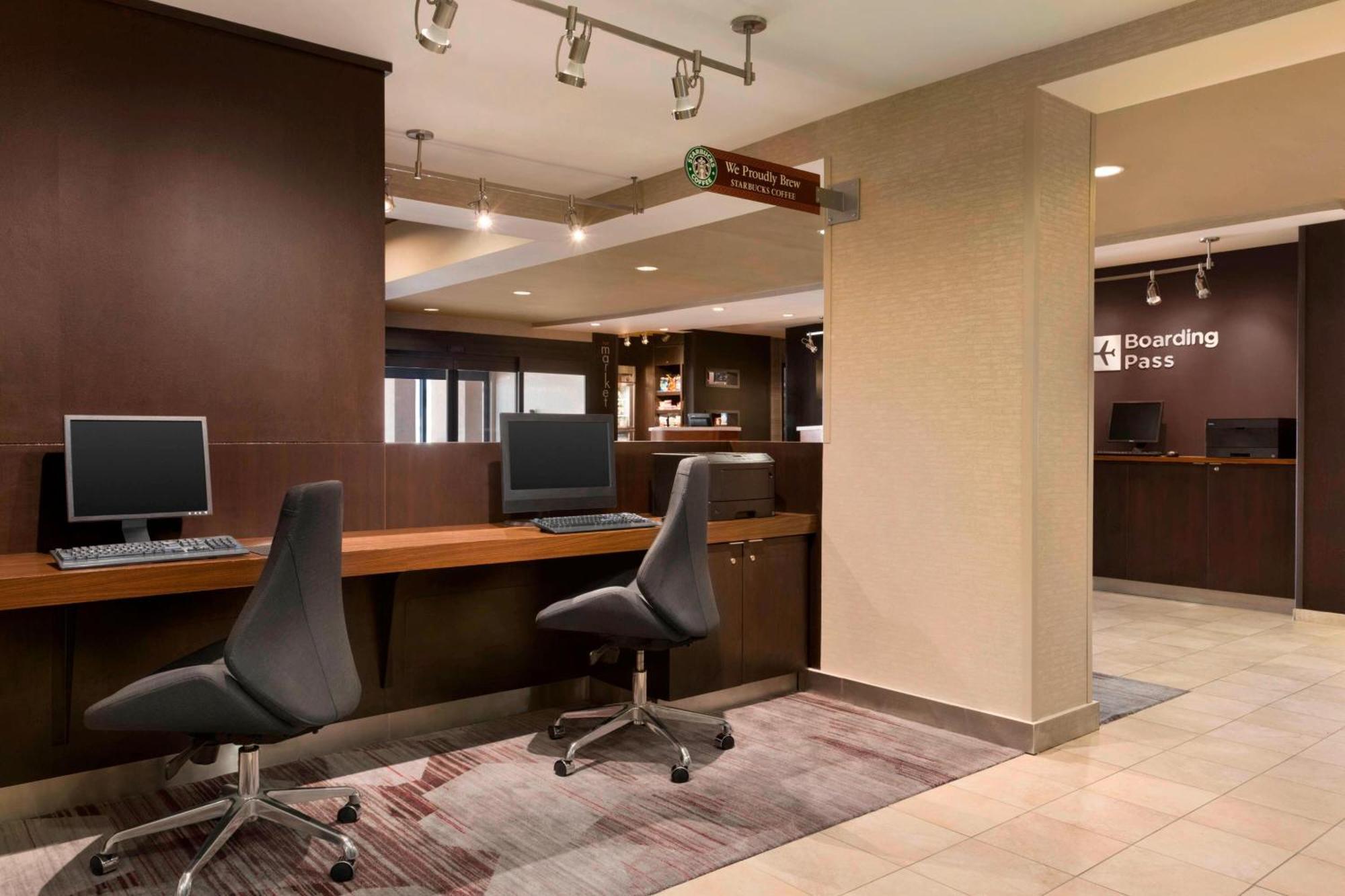 Courtyard By Marriott Bloomington Normal Hotel Ngoại thất bức ảnh