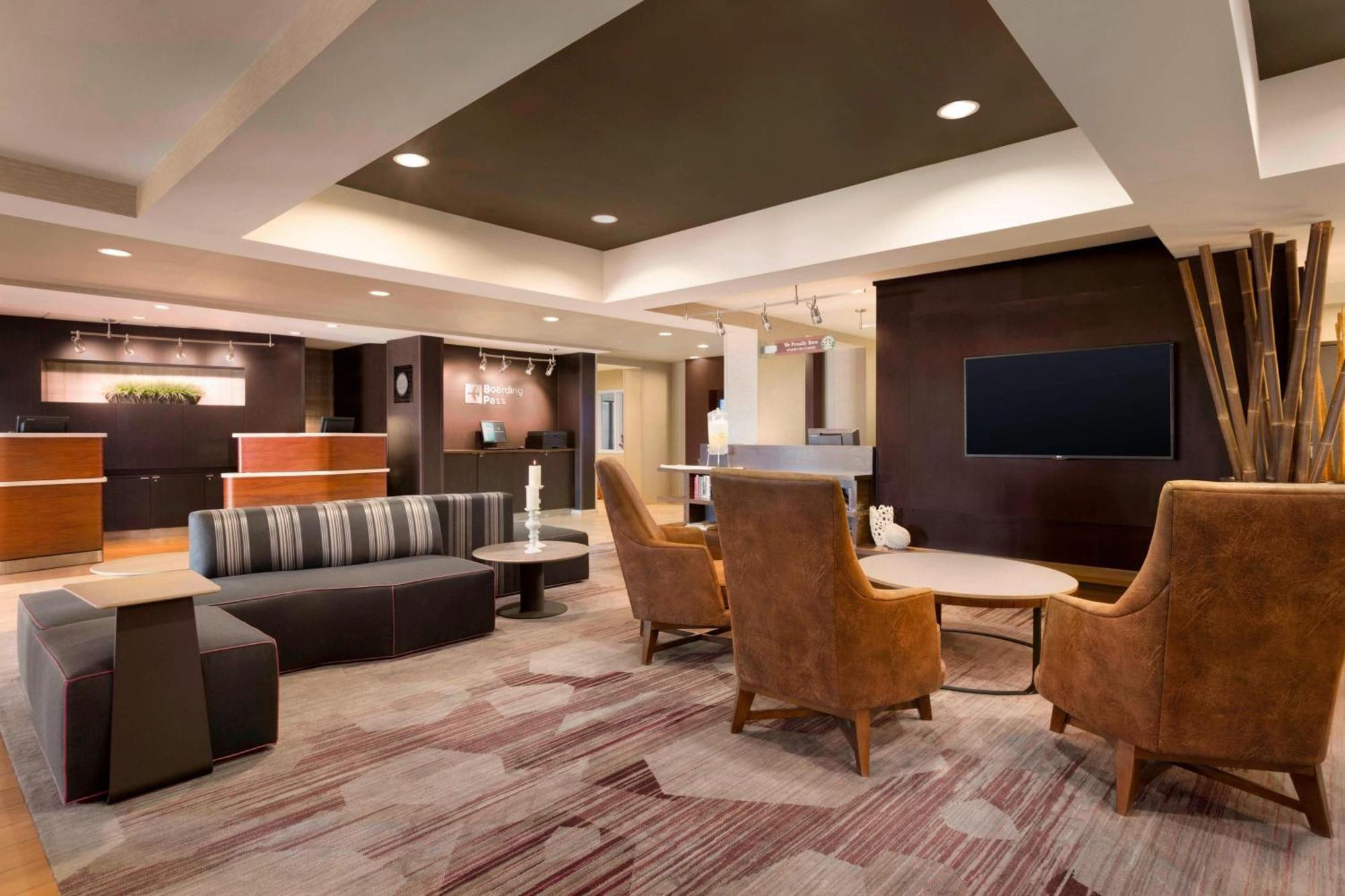 Courtyard By Marriott Bloomington Normal Hotel Ngoại thất bức ảnh