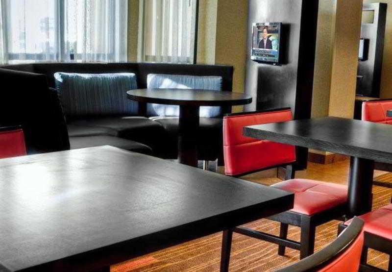 Courtyard By Marriott Bloomington Normal Hotel Nhà hàng bức ảnh
